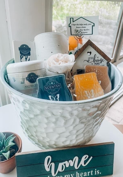 GIFT BOX