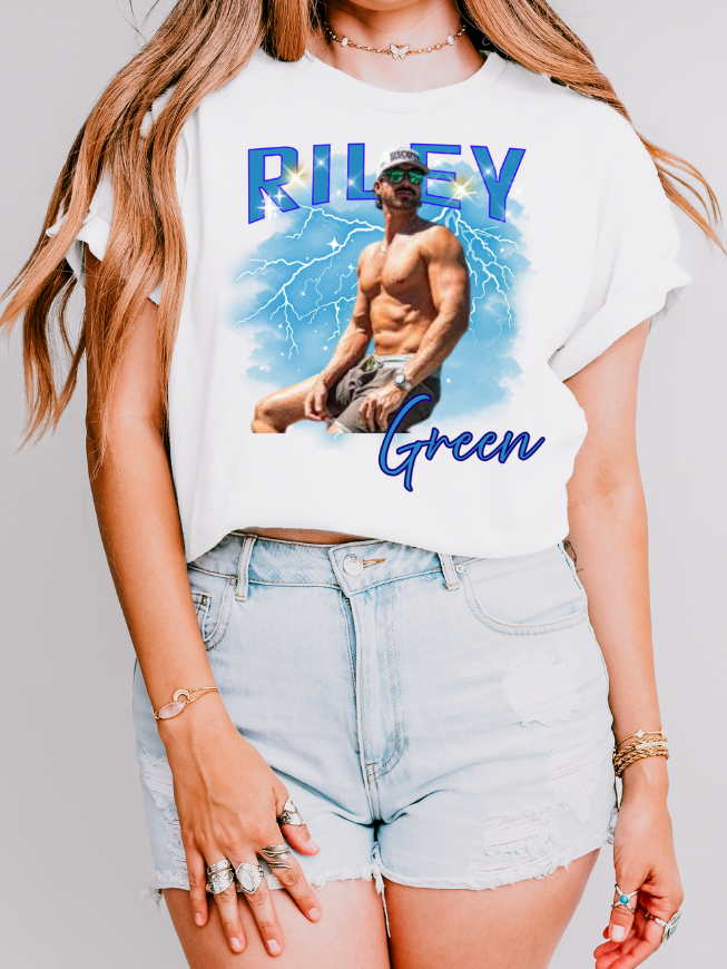 RILEY GREEN