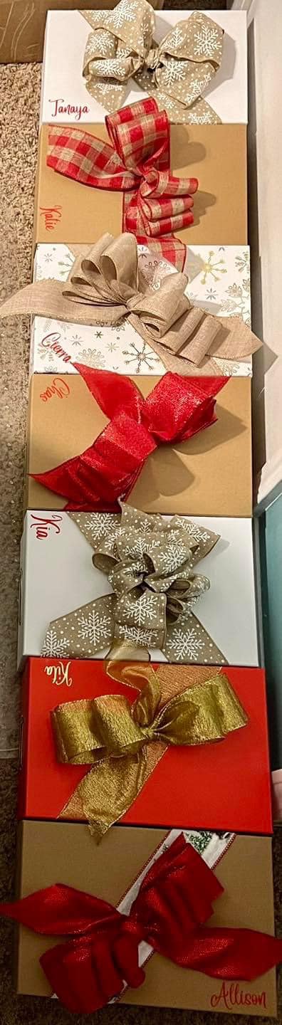 GIFT BOX