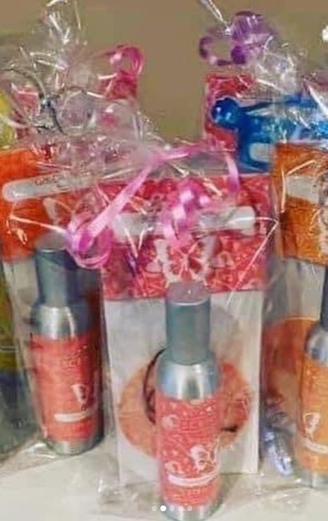 GIFT BOX