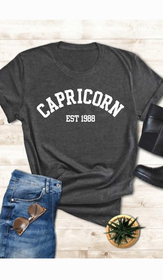 Capricorn Est 1988 Zodiac T-Shirt – Cozy Astrology Graphic Tee